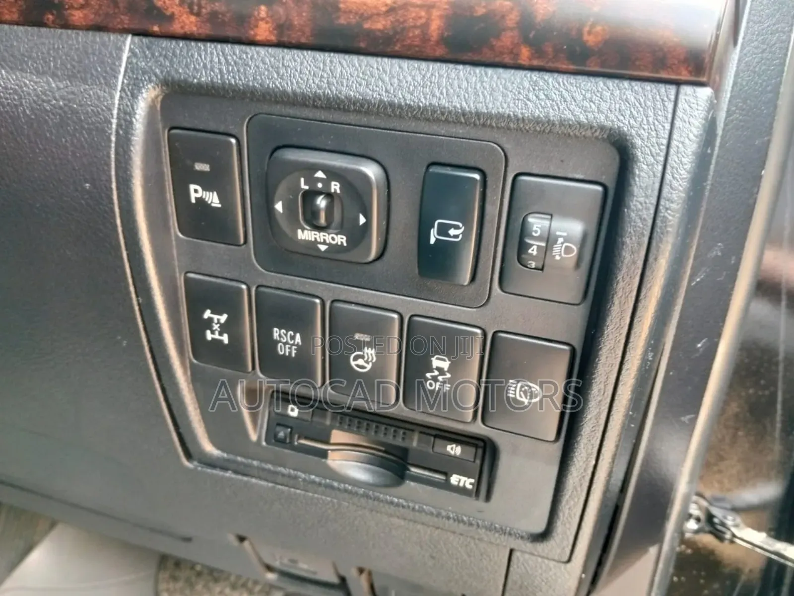 Toyota Land Cruiser 4.6 V8 ZX 2012 Black