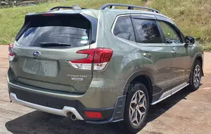 Subaru Forester Touring AWD 2020 Green