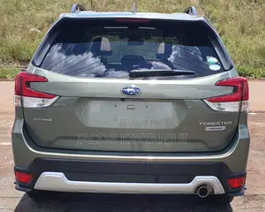 Subaru Forester Touring AWD 2020 Green