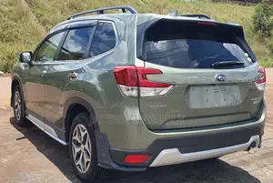 Subaru Forester Touring AWD 2020 Green