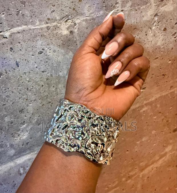 Chunky Bold Bracelets - thumbnail 2