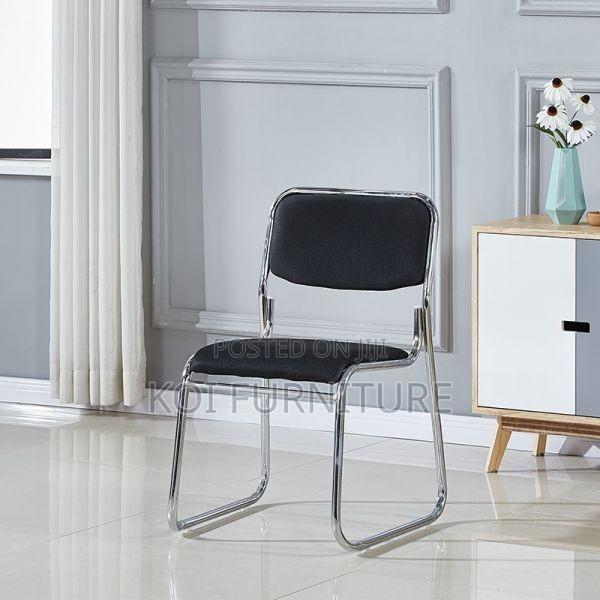 Office Chair : Stackable Chrome Guest Chair - thumbnail 4