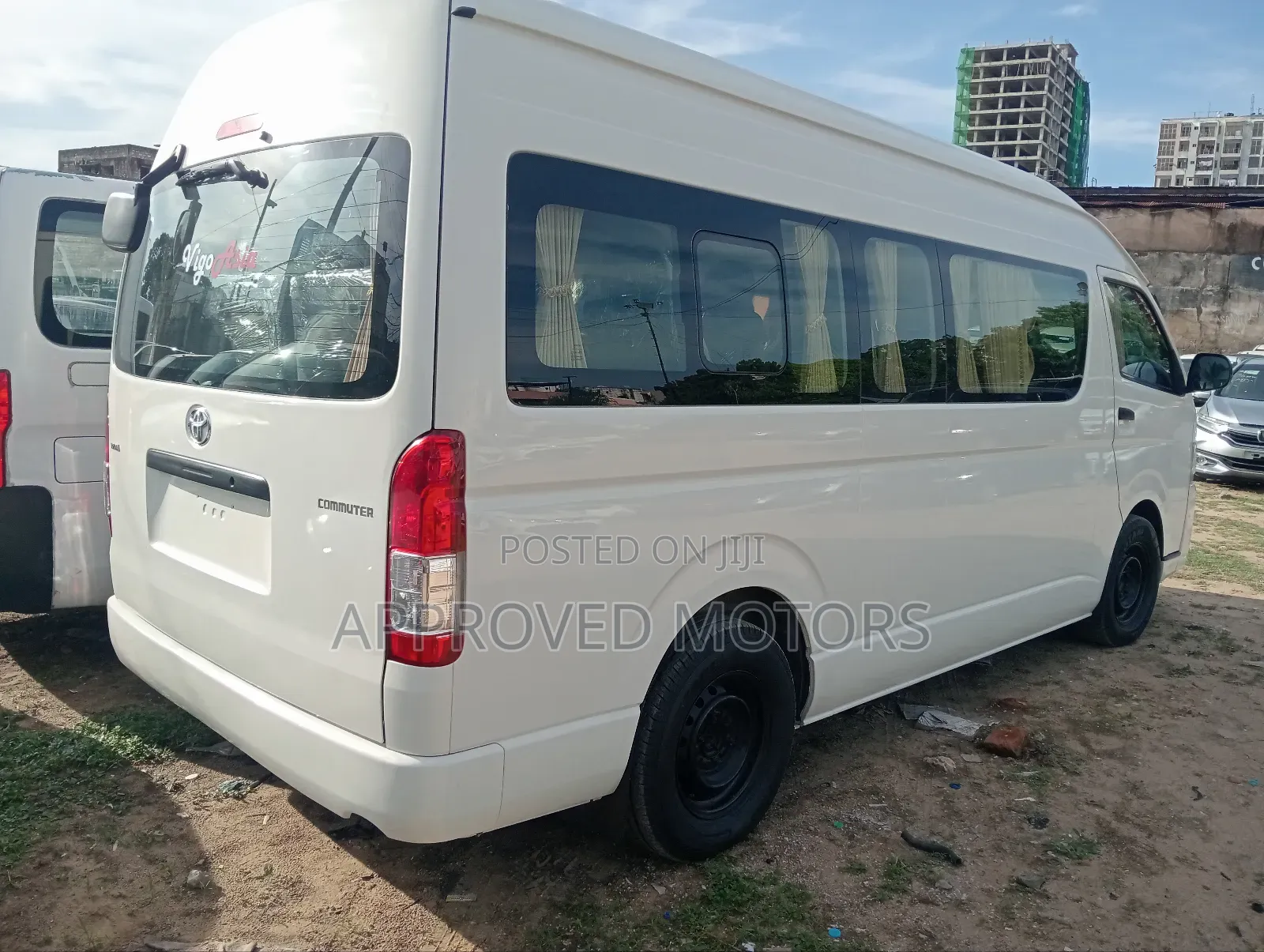Toyota HiAce 2019 White