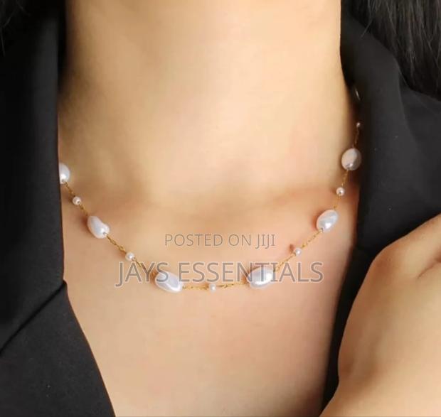 Minimalist And Stylish Necklaces - thumbnail 4