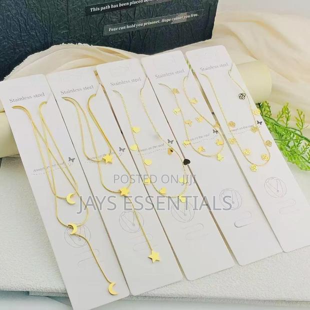Minimalist And Stylish Necklaces - thumbnail 6