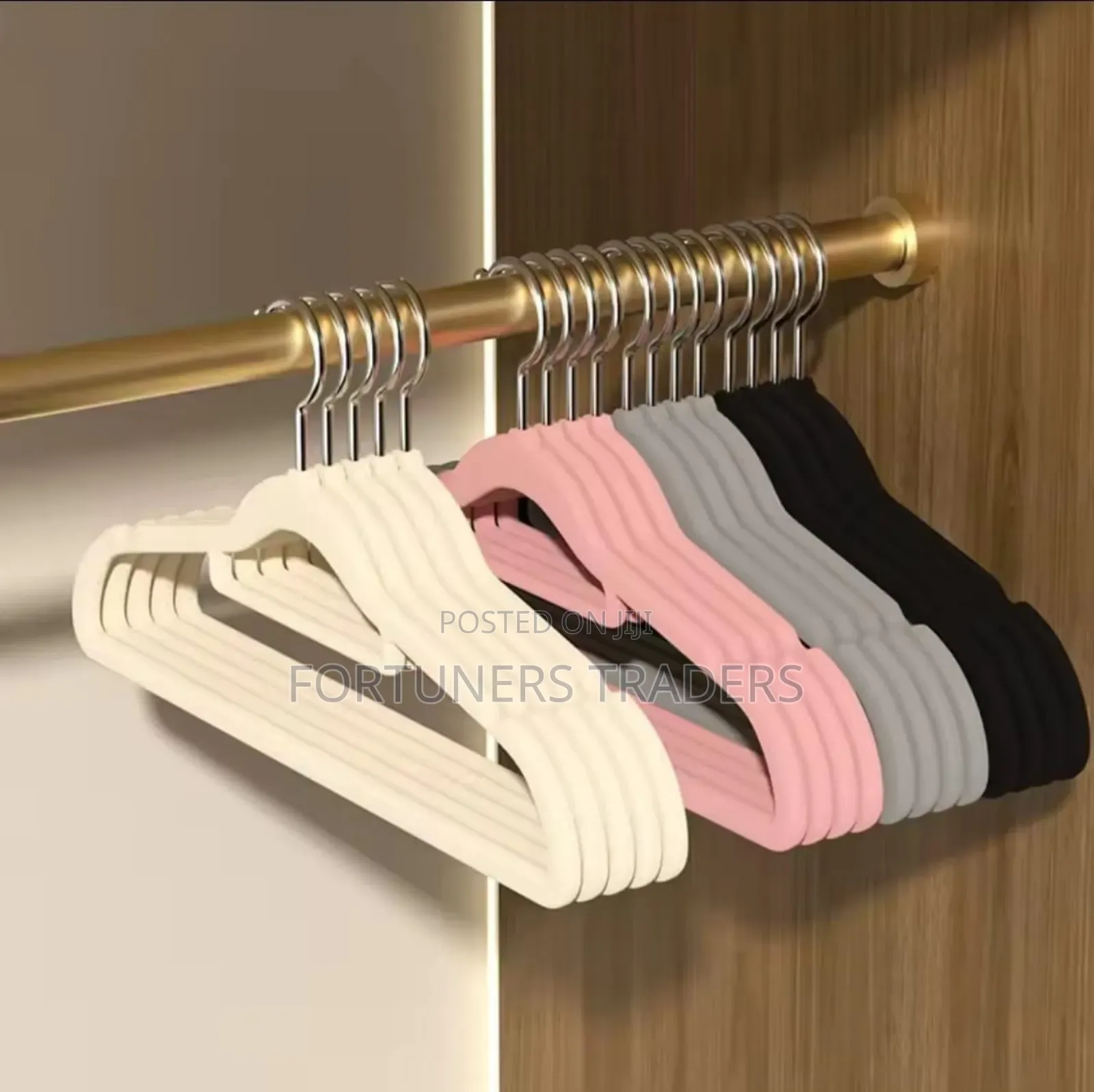 10pcs Velvet Non-Slip Hangers With Tie Bar*