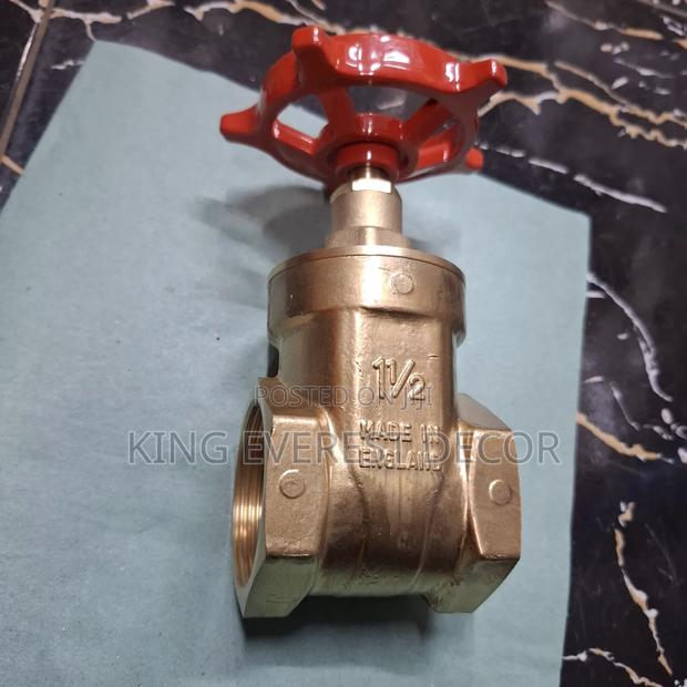Gate Valve 11/2" Pegra England