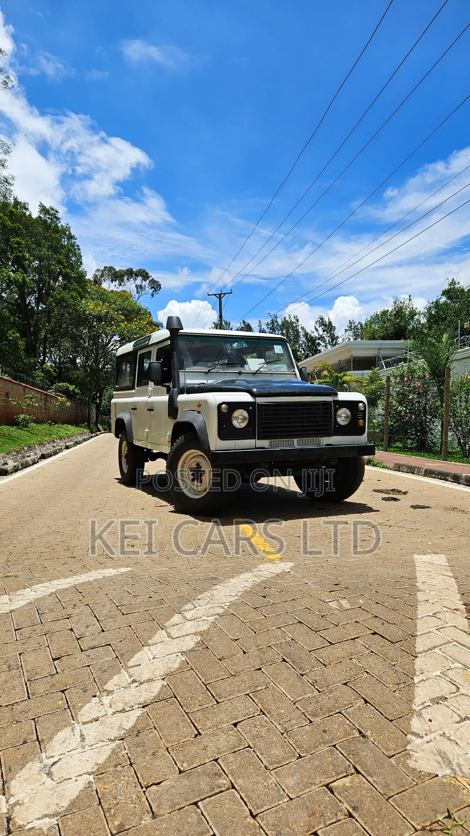 Land Rover Defender Puma 110 2.4 TD 2009 White