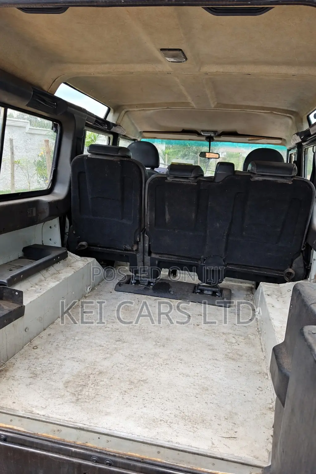 Land Rover Defender Puma 110 2.4 TD 2009 White