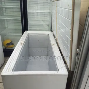 Ex Uk Freezer Well Maintained 650l