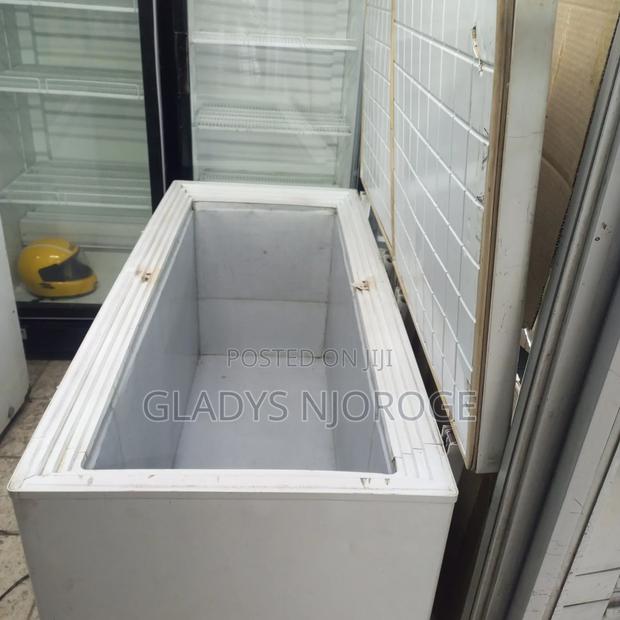 Ex Uk Freezer Well Maintained 650l - thumbnail 6