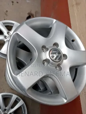 Original Rims Size 17" for Vw Amarok and Toureg as Well.