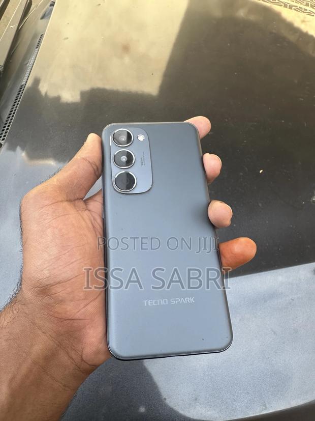 Tecno Spark 40 Pro+ 256 GB Gray - thumbnail 3