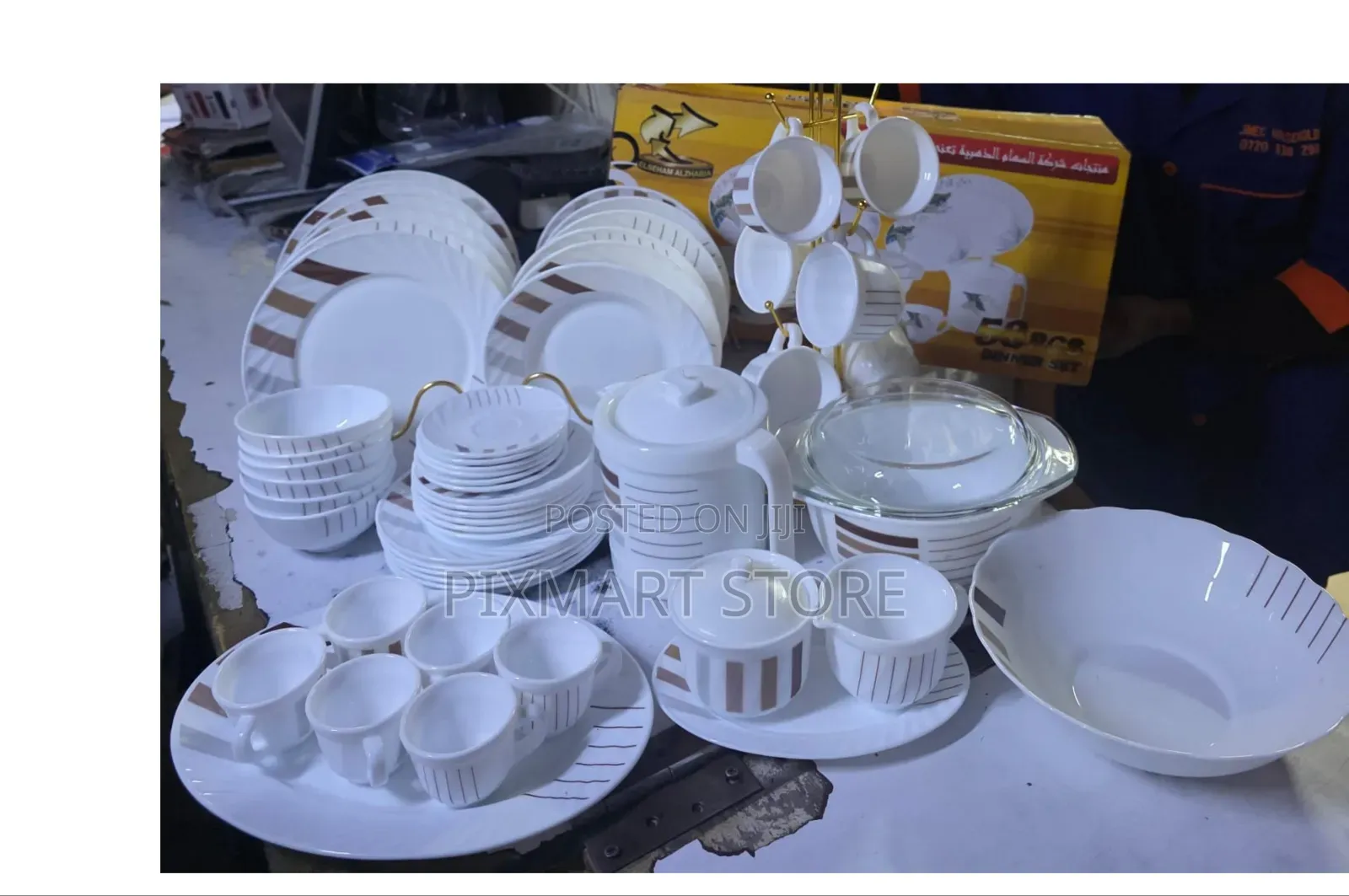 58 PCS Dinner Set