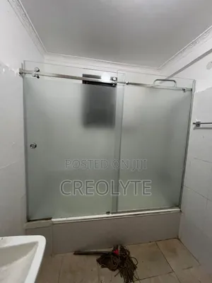 Frameless Sliding Shower Cubicle