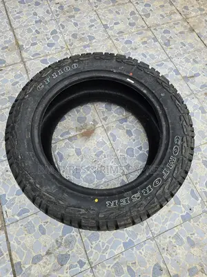 285 /50 R20 Comforser Tyres (All Terrein).