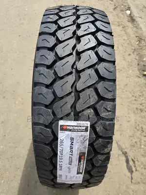 265 /70 R19. 5 Hankhook Tyres (Diff)
