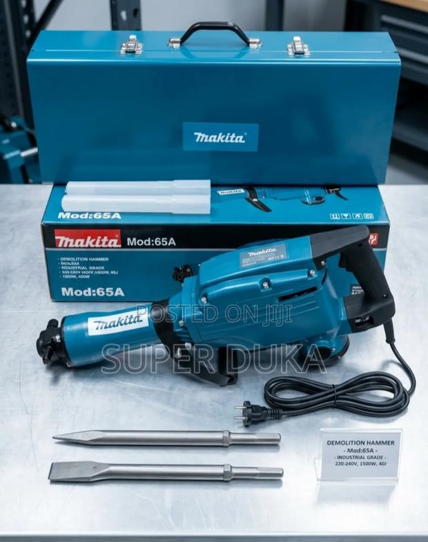 Makita 1500w Industrial Demolition Hammer Heavy Duty Concrete Breaker.
