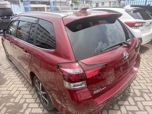 Toyota Corolla Fielder 2018 Red