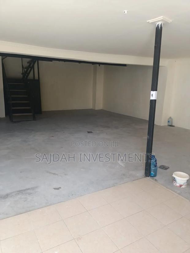 Warehouse to Let - thumbnail 2