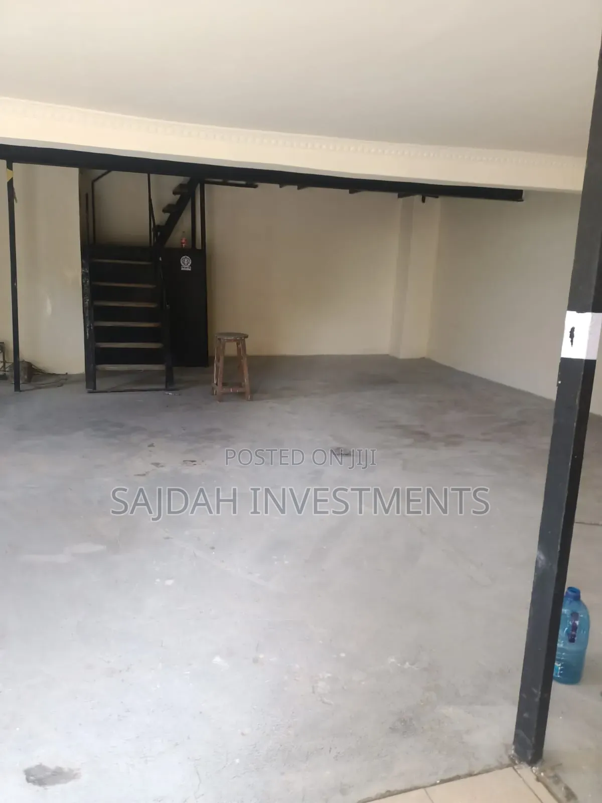 Warehouse to Let