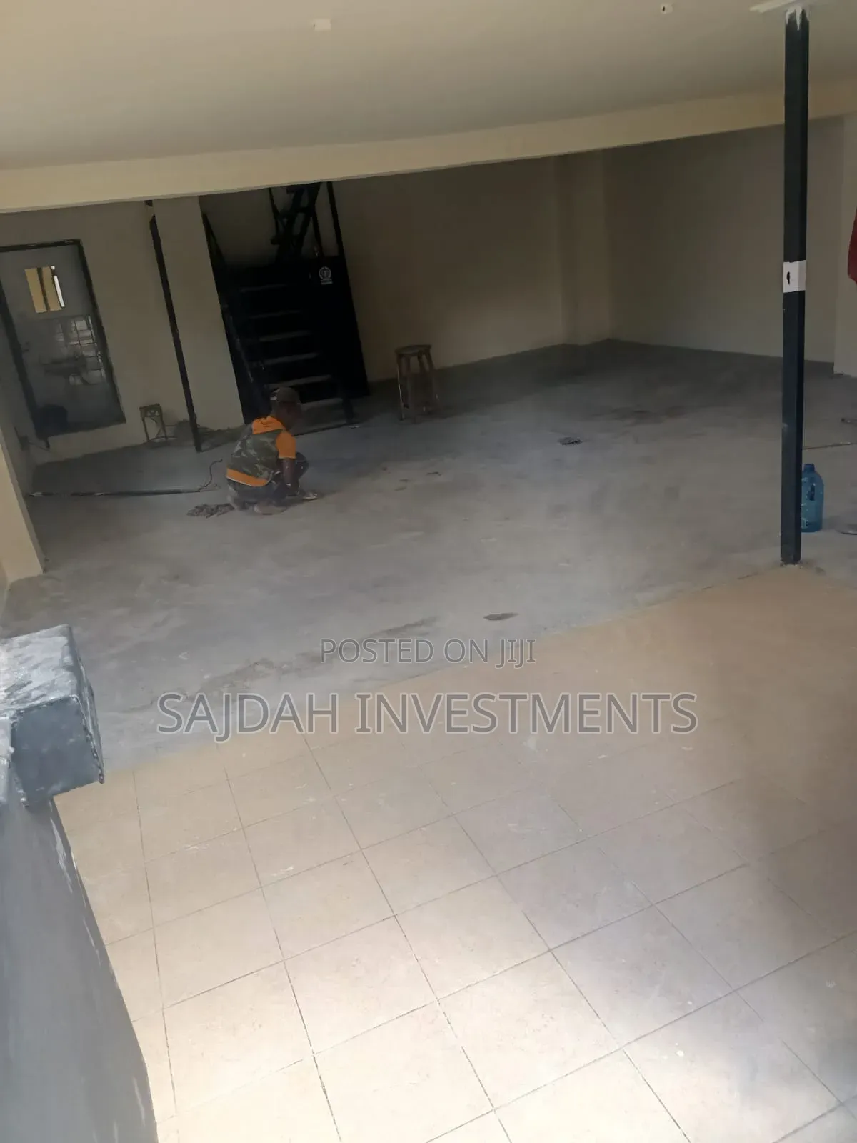 Warehouse to Let