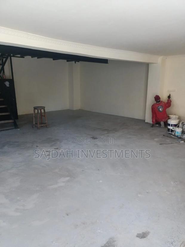 Warehouse to Let - thumbnail 11