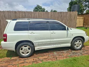 Toyota Kluger 2005 White