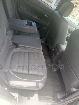 Mitsubishi Outlander 2018 White