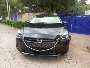 Mazda 2 2019