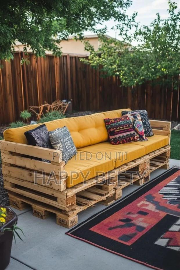 Customized Pallet Seat Available - thumbnail 2