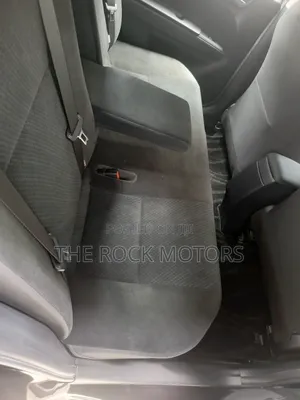Toyota Axio 2018 Maroon