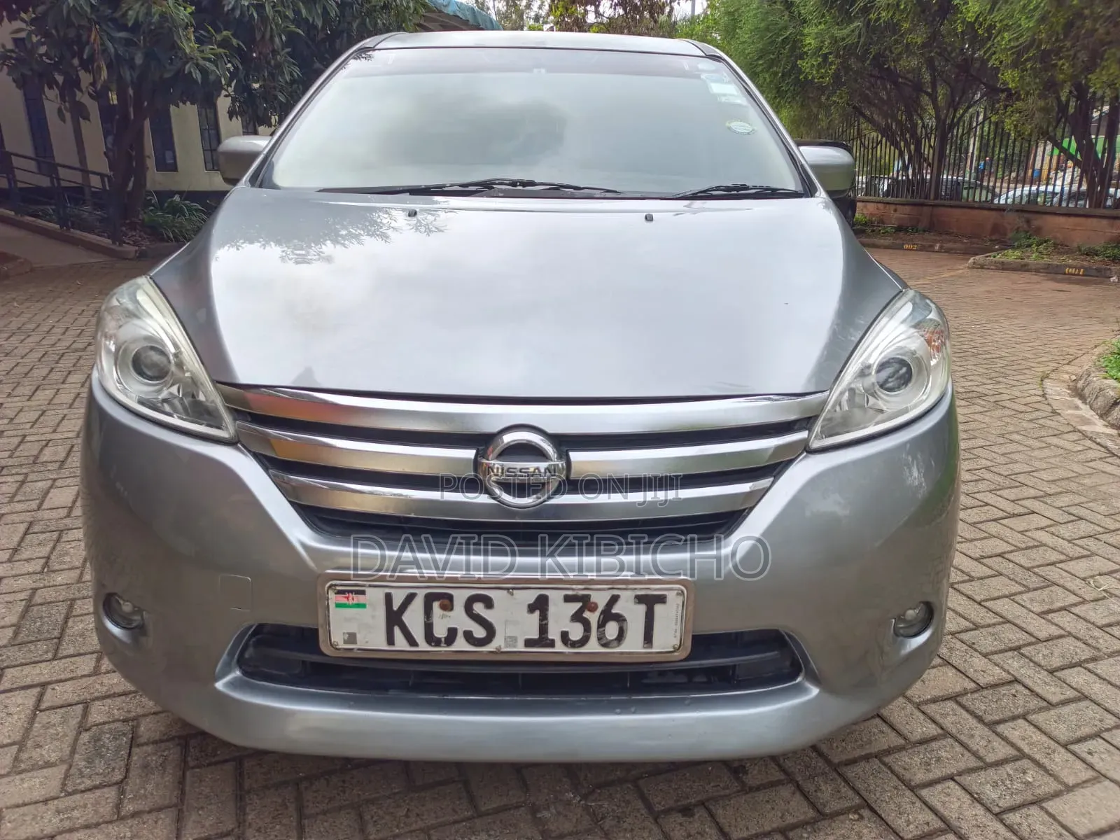 Nissan Lafesta 2011 Silver