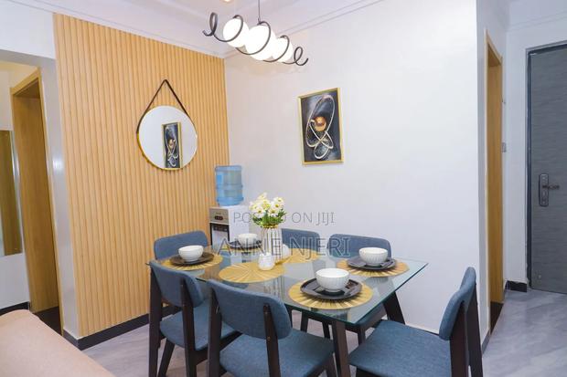 Cozy 2bdrm With a Pool in Kilimani at 9500 Per Day - thumbnail 3