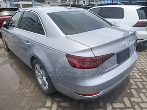 Audi A4 2018 Silver