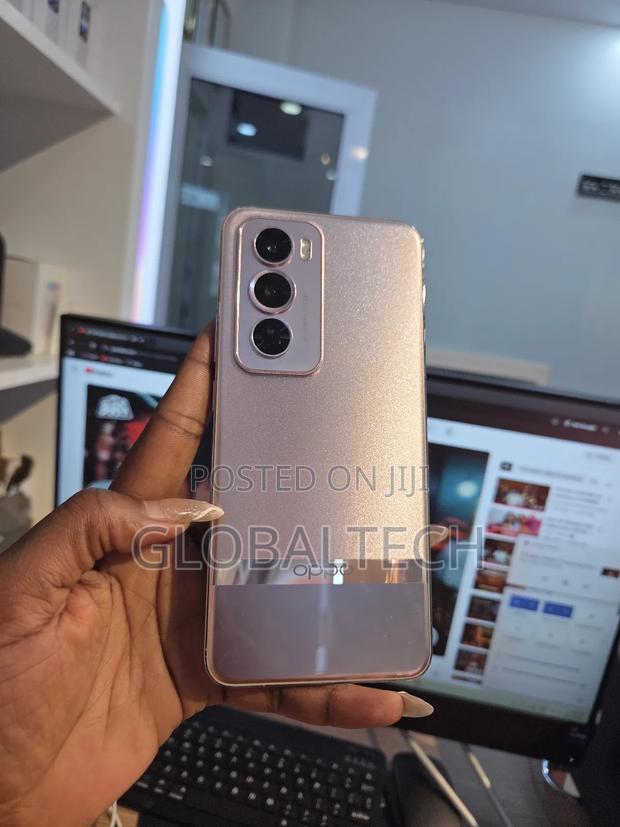 Oppo Reno12 Pro 512 GB Bronze - main view