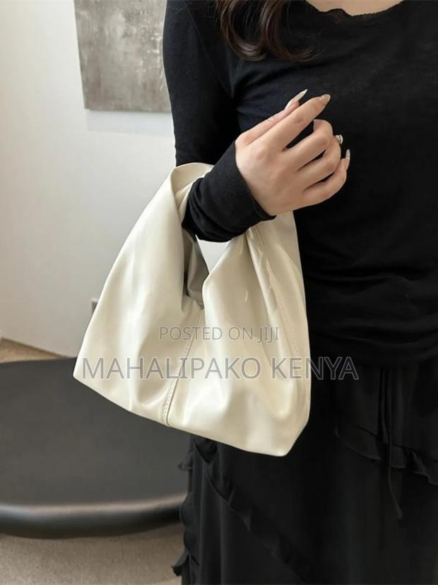 Women Stylish Bags - thumbnail 4