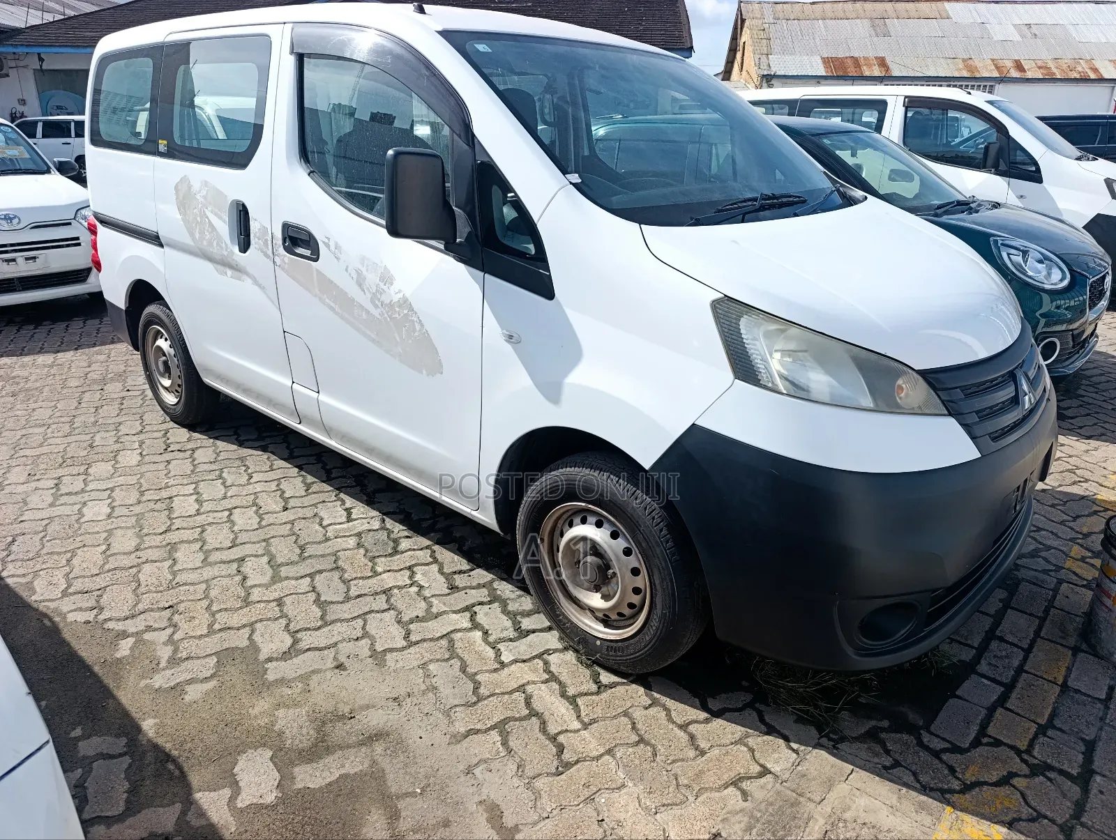Mitsubishi Delica 2019 White