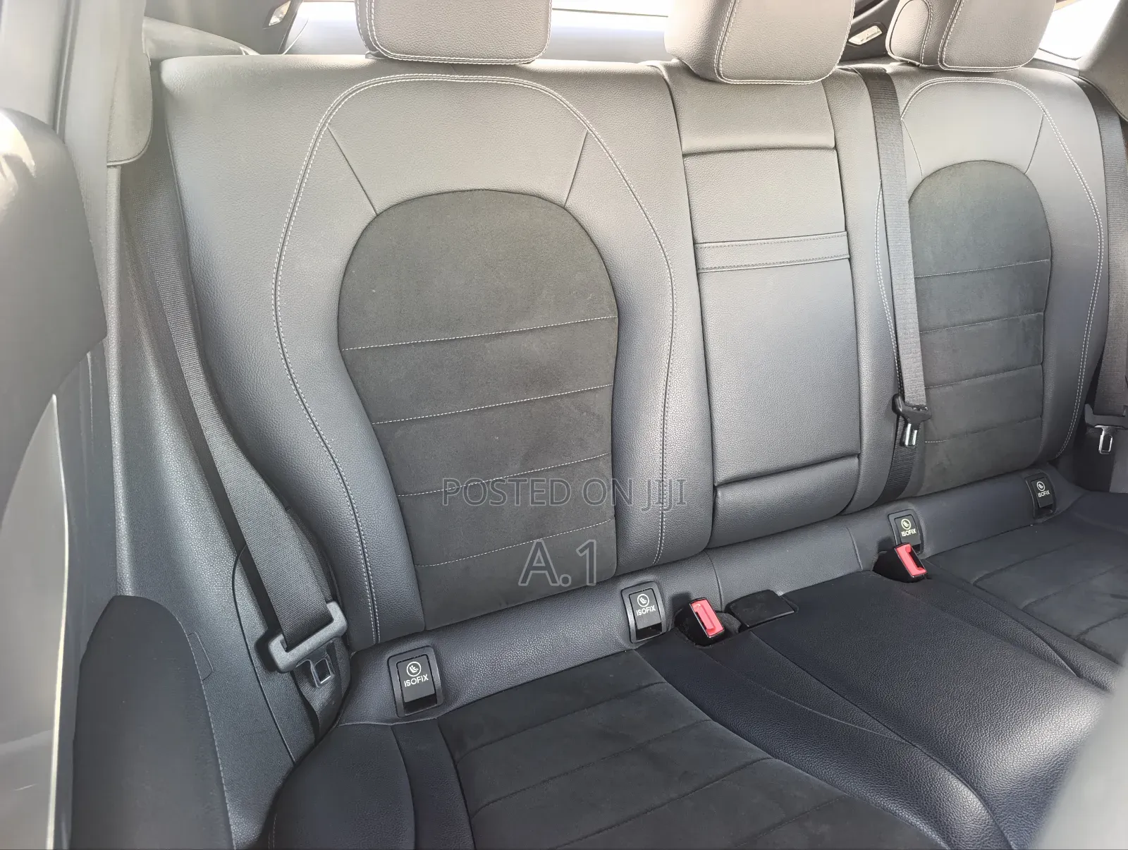 Mercedes-Benz GLC-Class 2019 Blue