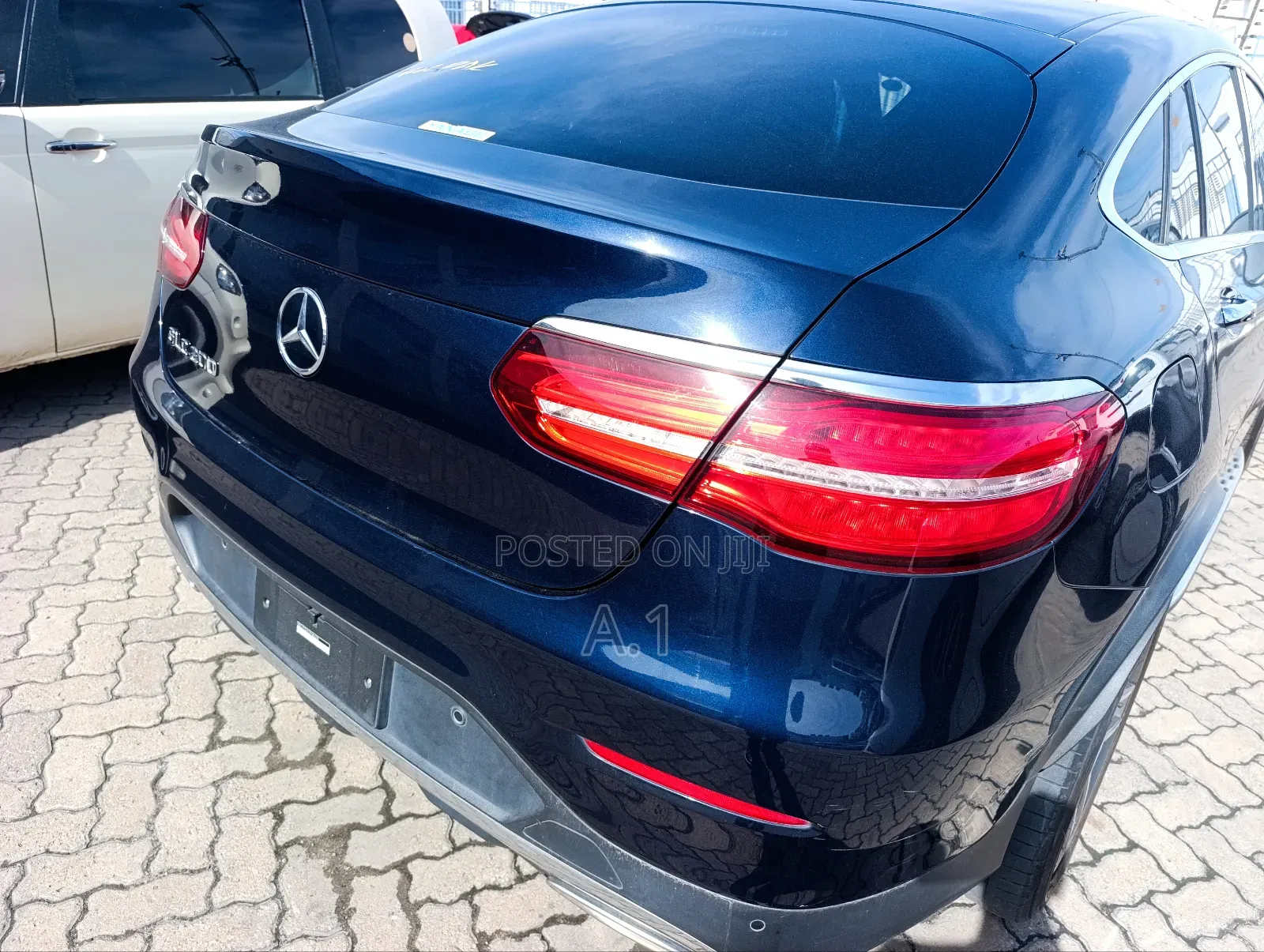 Mercedes-Benz GLC-Class 2019 Blue