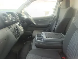 Nissan Caravan (Urvan) 2019 White