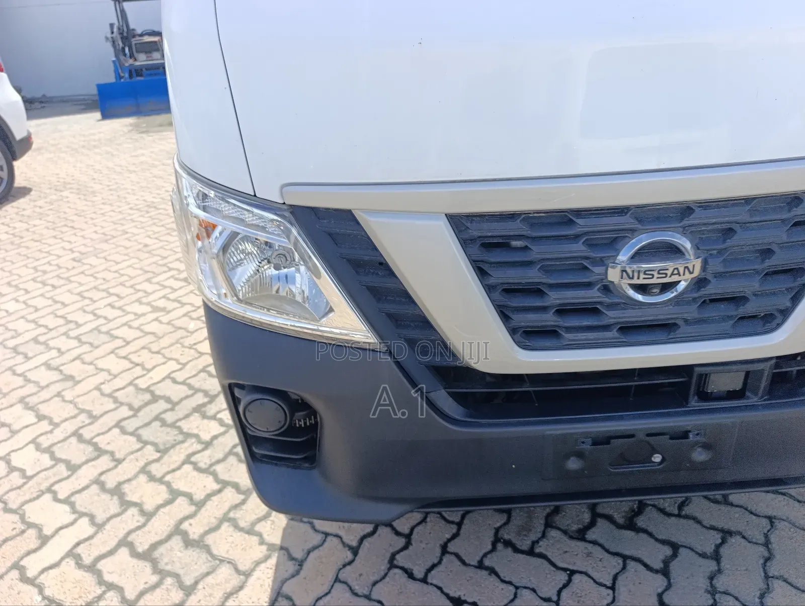 Nissan Caravan (Urvan) 2019 White