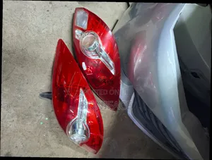 Durable Nissan Tiida Taillights on Sale
