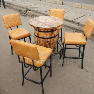 Restaurant Seats With Barrel Table