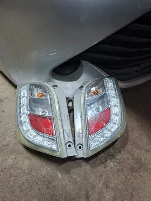 Suzuki Alto Clean Taillights Ex Japan