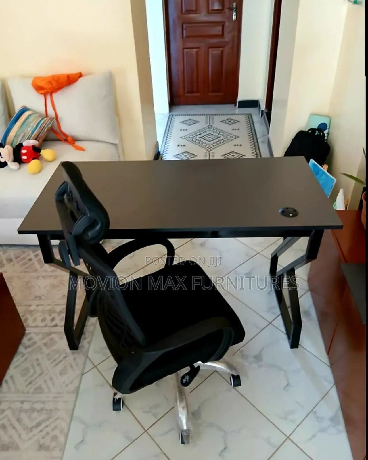 Executive Style Office Table