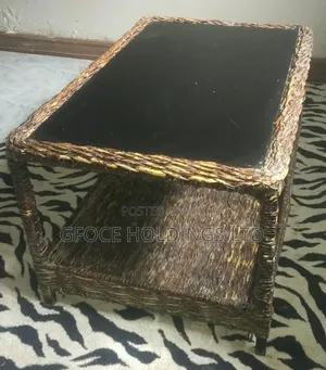 Makuti / Reed Coffee Table ( Steel Frame)