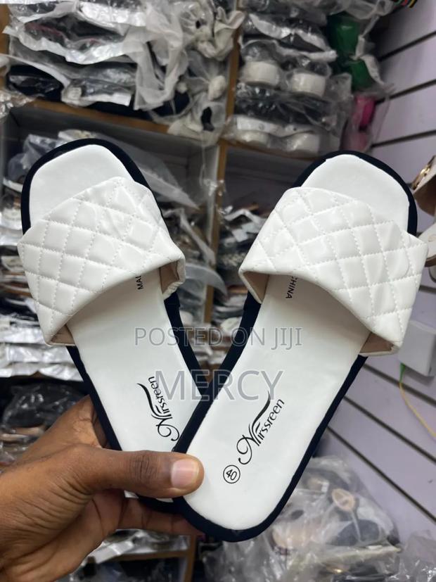 Open Shoes A - main view