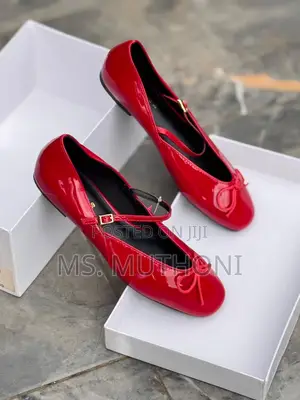 Ballet Flats Feature a Mary Jane Style Size 37-42