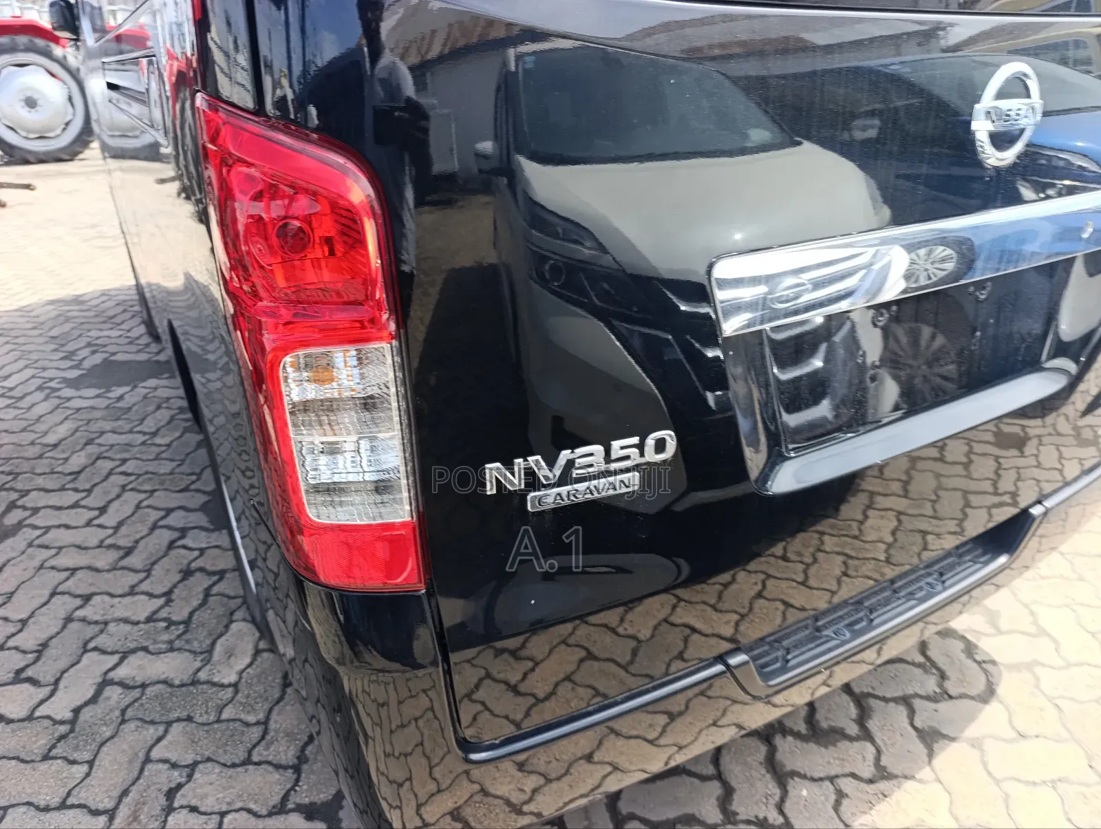 Nissan Caravan (Urvan) 2019 Black